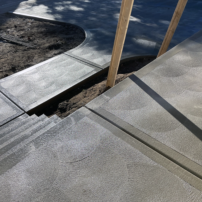 Custom Concrete Driveway and Sidewalk