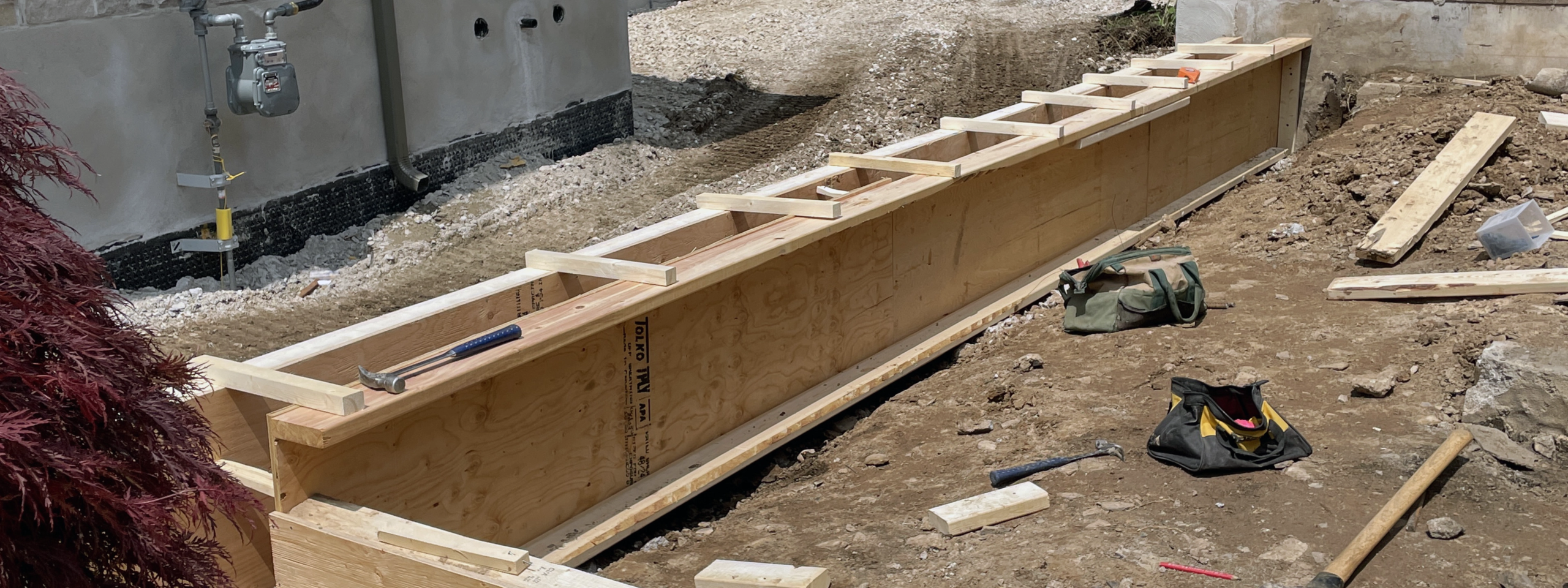 Custom Concrete Walls and Patio