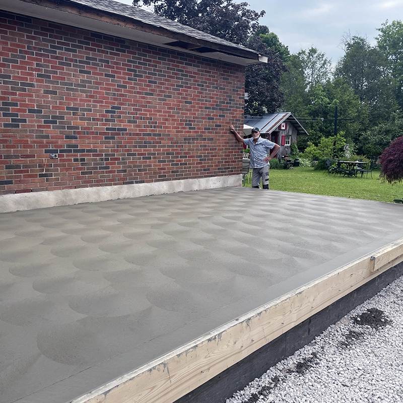 Custom Concrete Walls and Patio