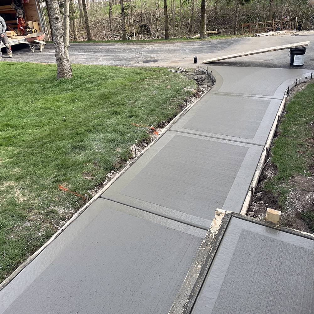 Concrete Sidewalks and Walkways